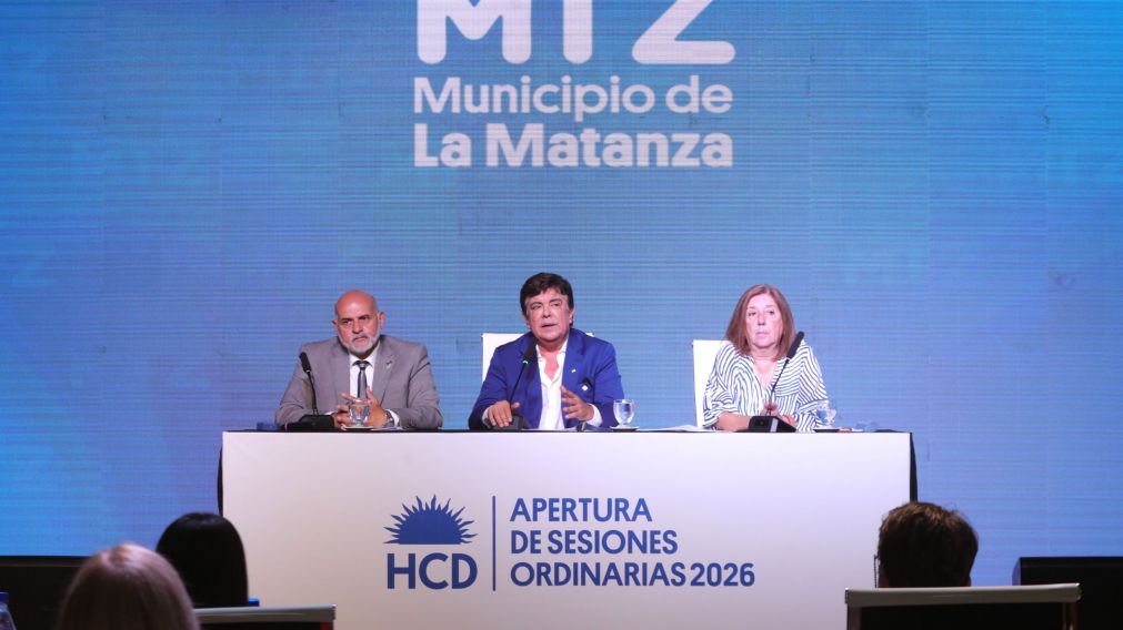 Fernando Espinoza presenta un plan de empleo joven que crea 10 mil puestos en innovación y cooperativas ante la crisis nacional