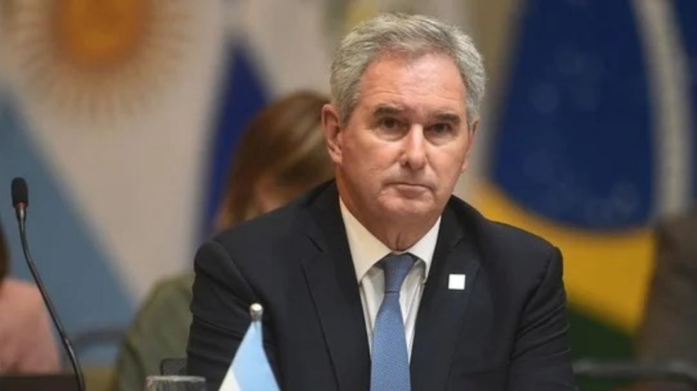 El canciller Pablo Quirno emiti� el mensaje protocolar por el triunfo opositor en Hungr�a.