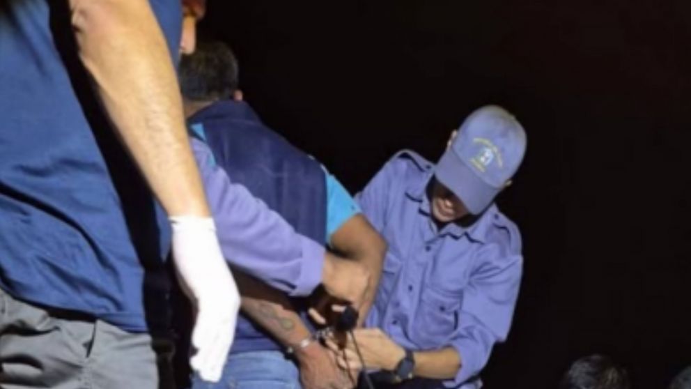 El momento de la detenci�n del acusado (Gentileza Diario Norte).