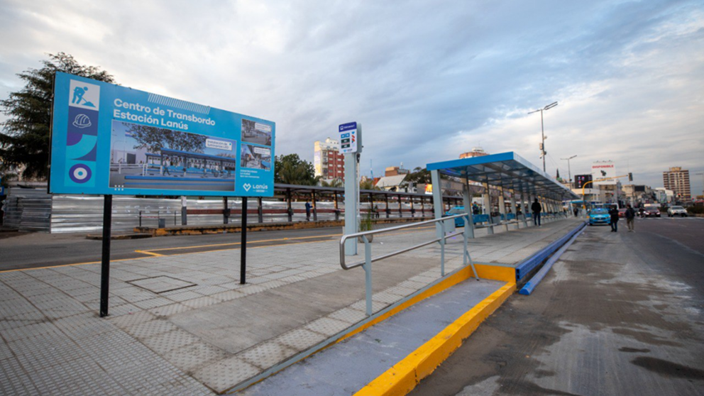 Atención usuarios de zona sur: una importante línea de colectivos cambió su recorrido y mejoró la frecuencia, ¿por donde pasa?