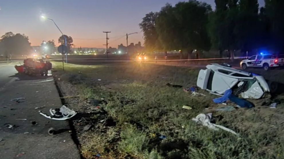 Así quedaron los autos tras el choque fatal (Gentileza Diario de Cuyo).