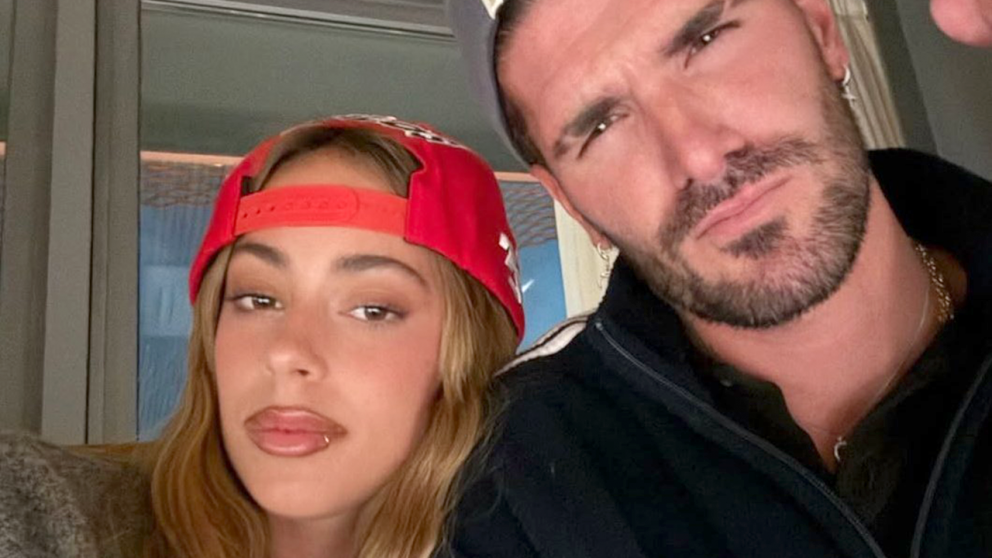 Rodrigo De Paul sorprendió a Tini Stoessel en su cumpleaños: torta gigante, beso en el escenario y anuncio de casamiento