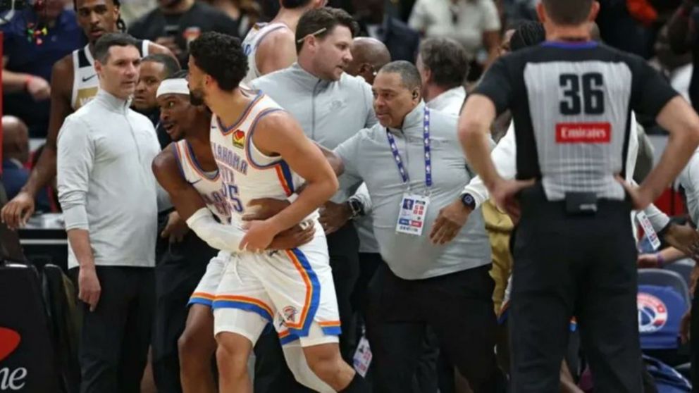 Escándalo en la NBA: la tremenda batalla campal que terminó con cuatro jugadores expulsados y un camarógrafo herido
