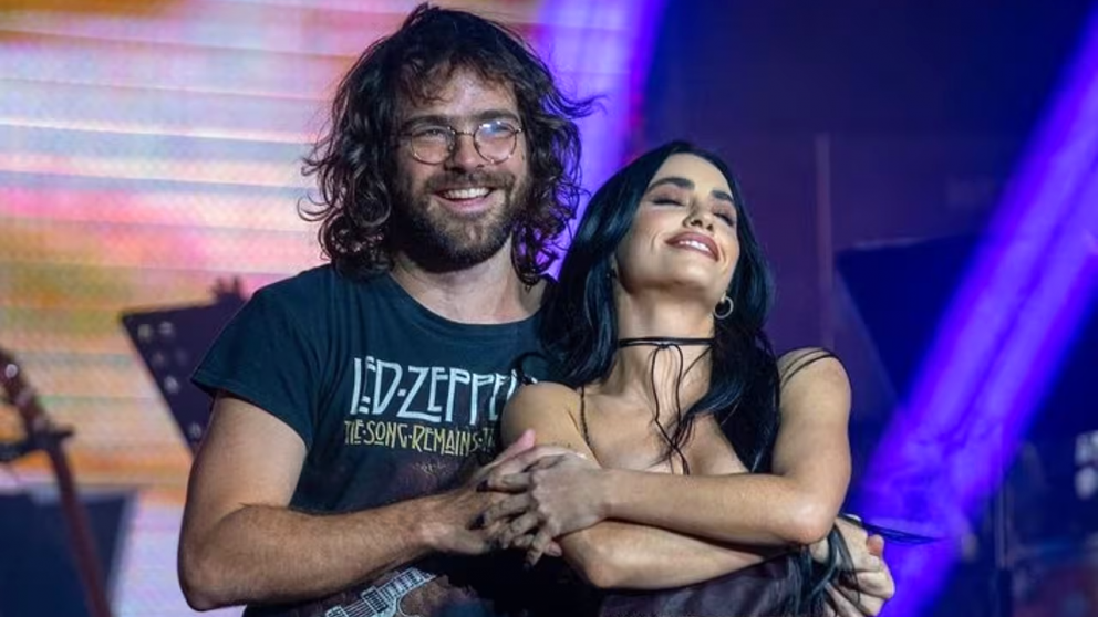 La foto de Lali Esp�sito y Peter Lanzani que reaviv� rumores de un posible proyecto juntos