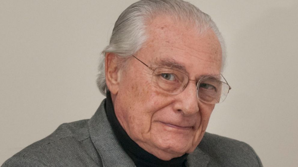 Murió Rómulo Berruti, histórico periodista de espectáculos, a los 88 años. (Foto: Instagram/ @la2x4).