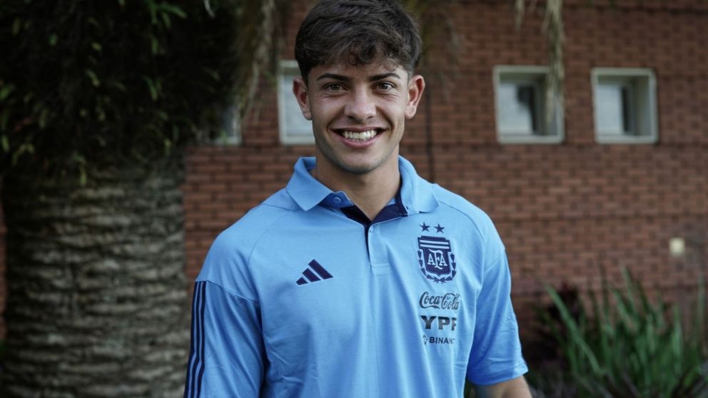 Agustín Giay fue convocado por primera vez por Scaloni en la Selección Argentina.