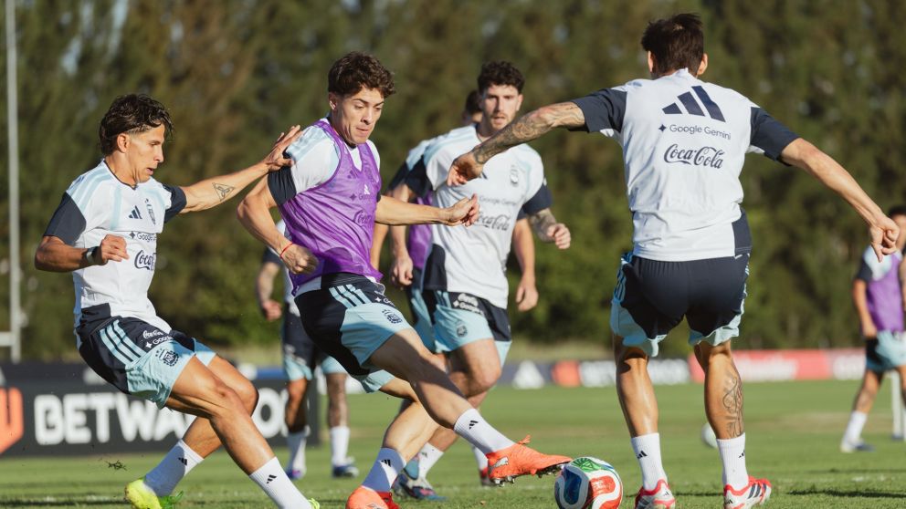La Selección Argentina volvió a entrenar antes de los amistosos contra Mauritania y Zambia