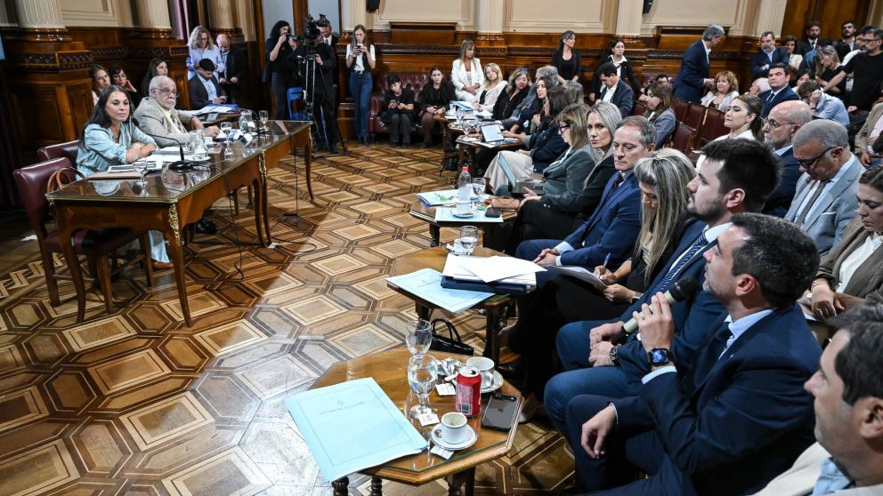 El pliego de Lucila Crexell para la embajada de Canadá obtuvo dictamen favorable en el Senado.
