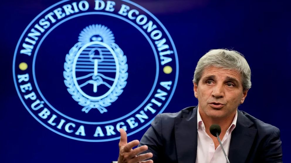 Caputo destac� la solidez del programa econ�mico.