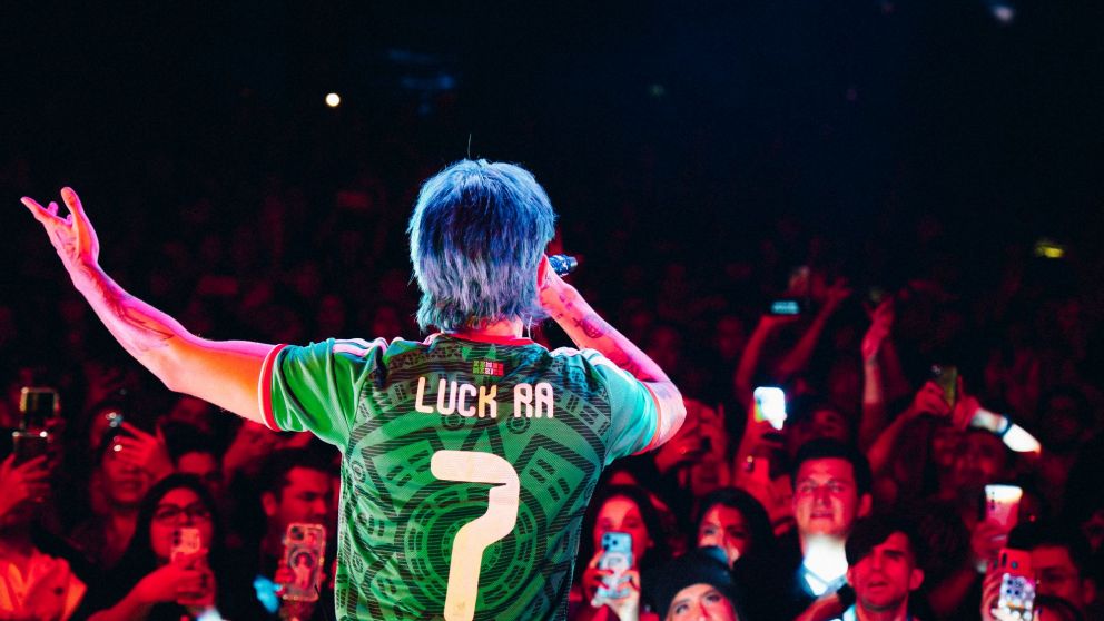Luck Ra hizo historia en México con su primer Lunario totalmente agotado