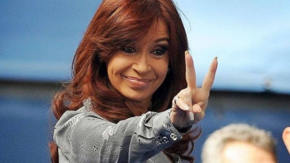 Cristina Kirchner celebró el fallo judicial que beneficia a la Argentina por la expropiación de YPF