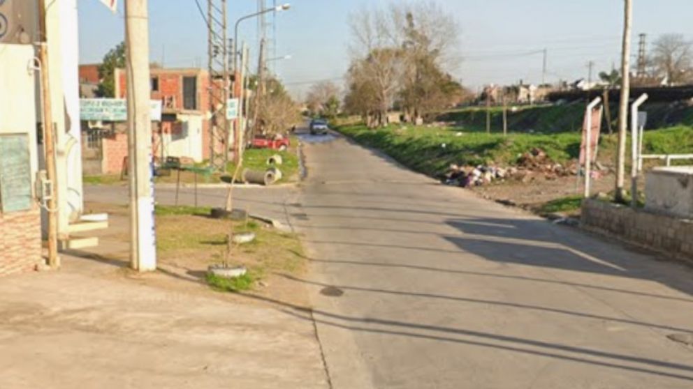 Asesinaron a un hombre a balazos al quedar atrapado en pelea entre un individuo y una mujer
