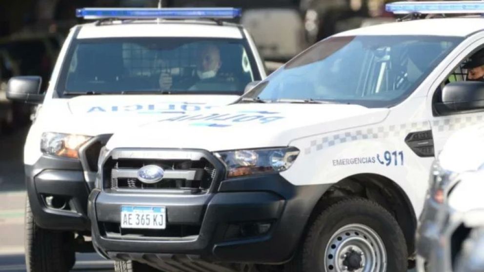 Los policías se apersonaron en el escenario del episodio.