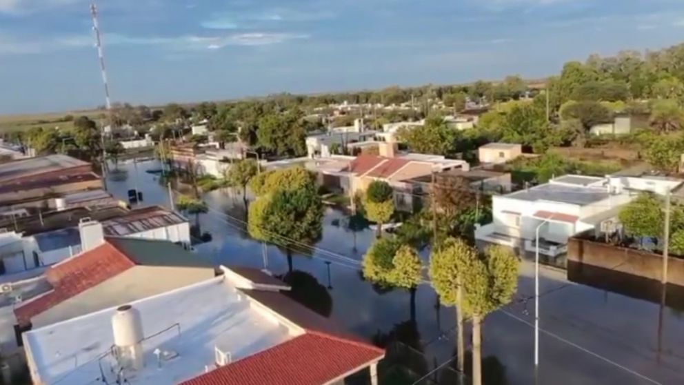 La pequeña comunicad cordobesa bajo agua.