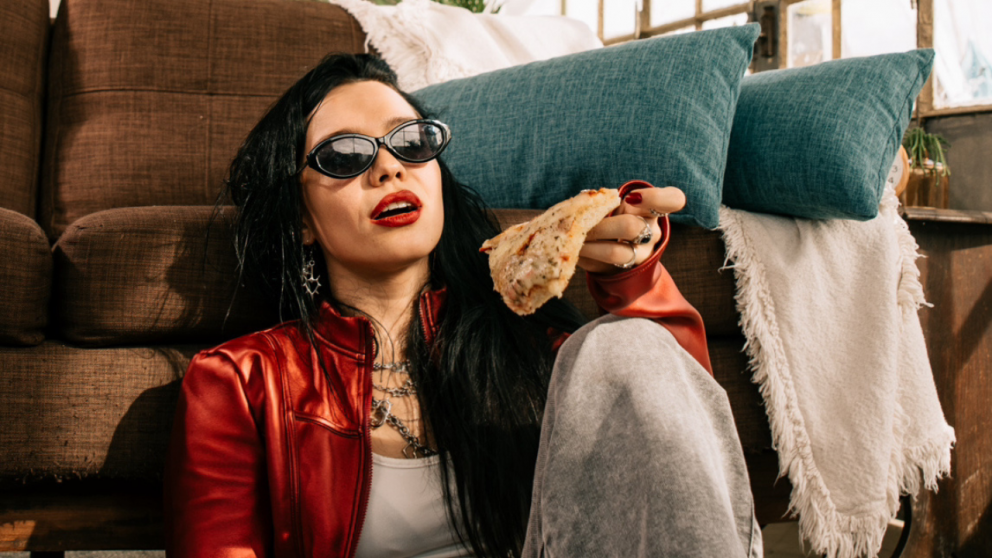 Malena Narvay presenta "Perdí el control y me gustó", su nuevo single