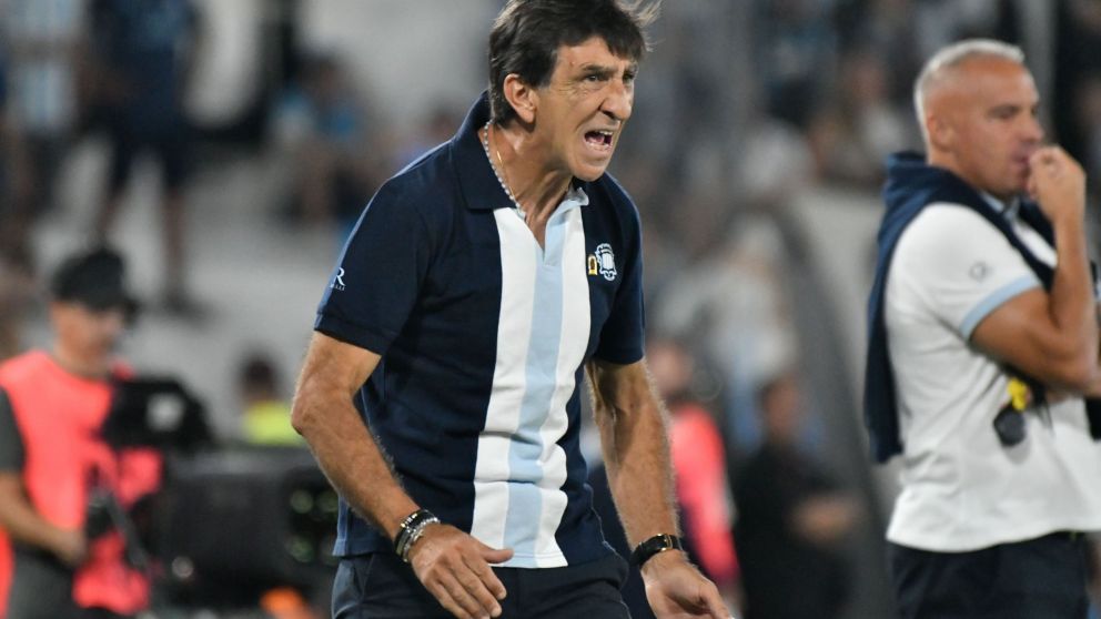 Gustavo Costas prepara el clásico y tiene buenas noticias sobre los lesionados.