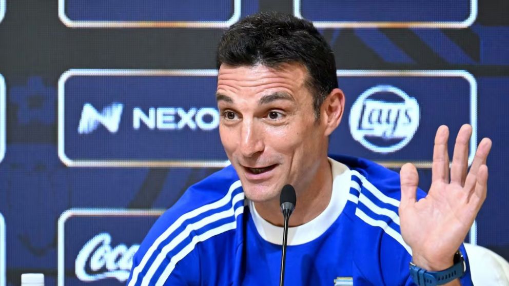 Lionel Scaloni habla en conferencia de prensa de cara al duelo de Argentina ante Zambia.