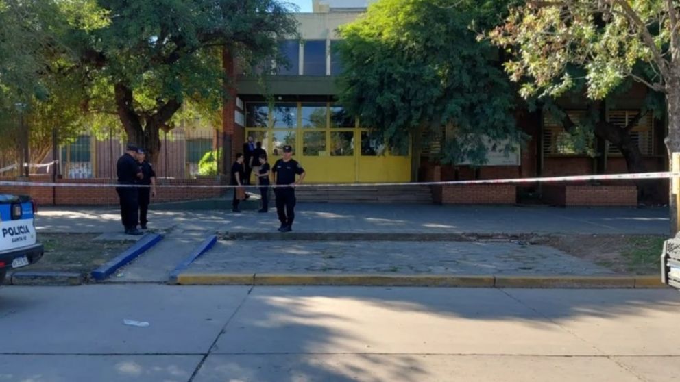 El colegio donde ocurrió el tiroteo en el que murió un chico de 13 años.