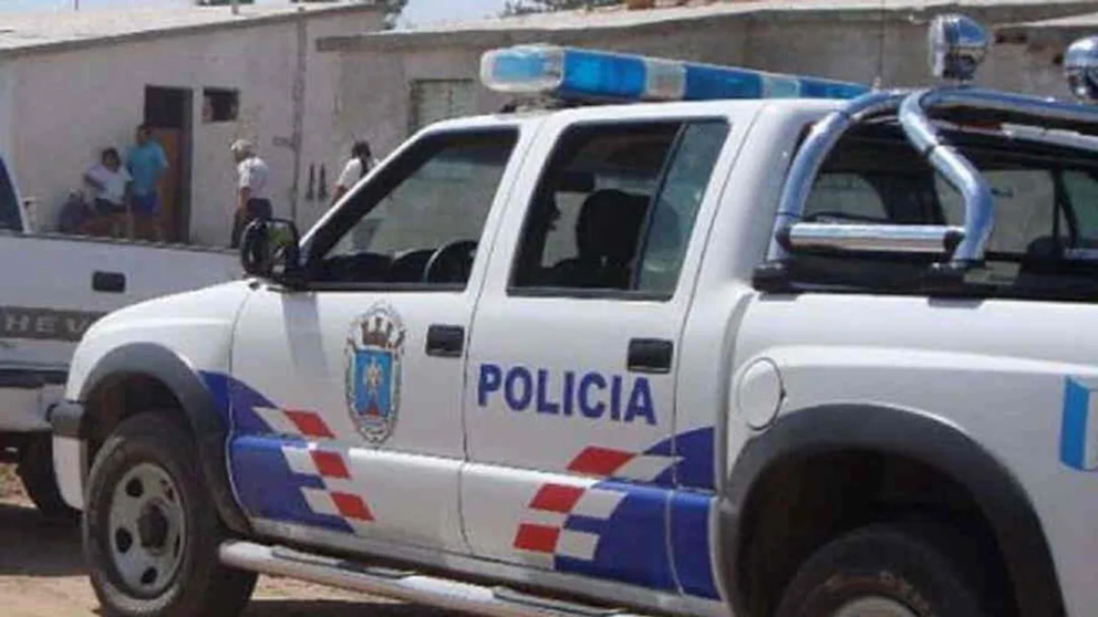 La policía detuvo al acusado.