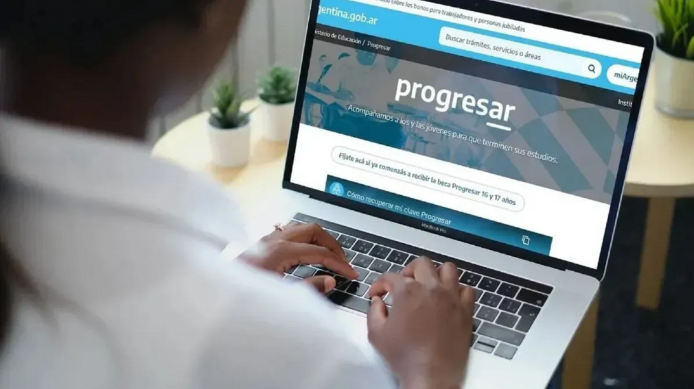 ANSES contin�a pagando las Becas Progresar: �Cu�les son las fechas l�mite para inscribirse?