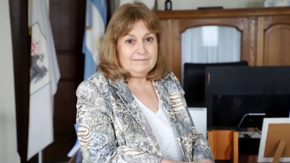 Graciela Ocaña denuncia que una de las jubiladas que le presto 200.000 dolares a Adorni cobraba un subsidio.