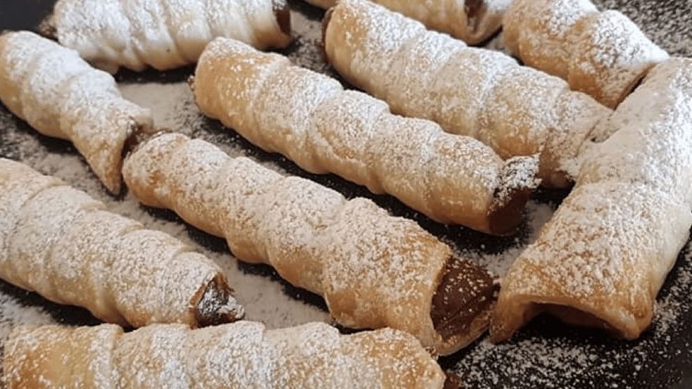 Dorados, crocantes y fáciles: los cañoncitos de pascualina son el snack perfecto para cualquier tarde.