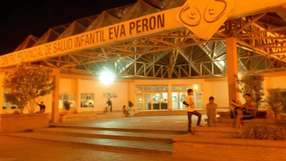 El nene de 7 años quedó internado por las quemaduras que recibió.