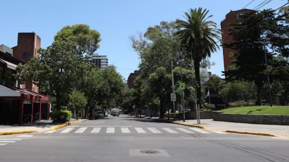 El barrio "top" porteño poco mencionado y arbolado.