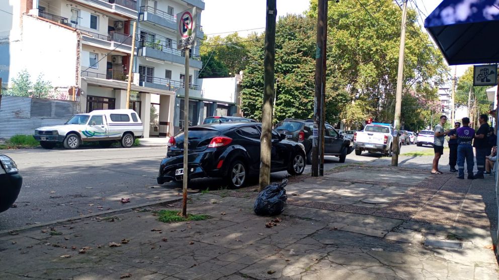 Choque insólito en Quilmes Centro: un café derramado desató el accidente