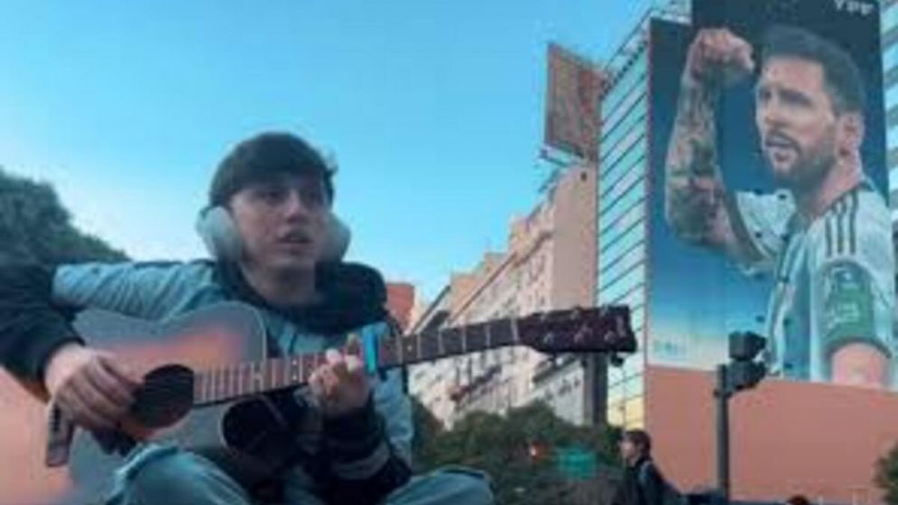 De Salta al mundo: la historia del músico que emocionó a Messi y sorprendió a Antonela Roccuzzo