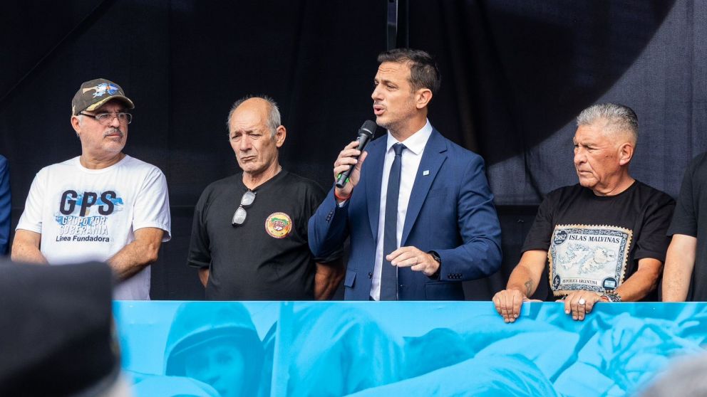 Julián Álvarez: "La causa Malvinas representa los valores más importantes de nuestro pueblo"