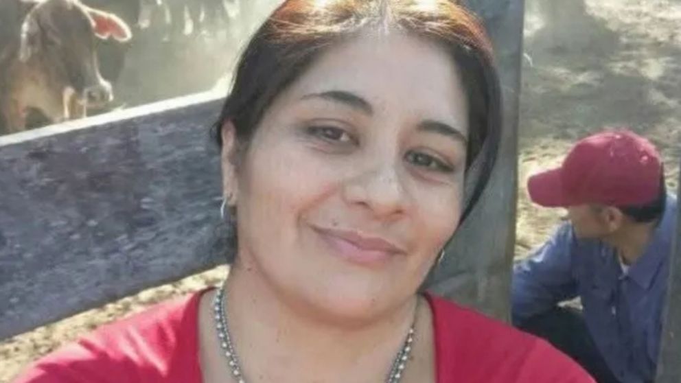 La mujer fue asesinada a puñaladas por su hijo.