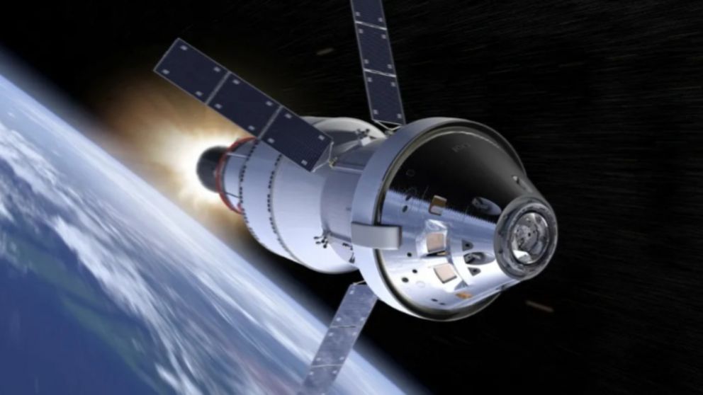 Ilustración de la nave espacial Orión de la NASA rumbo a la Luna.