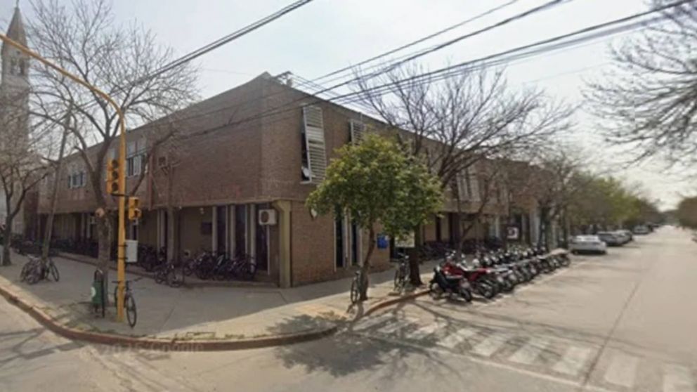Detectan a tres alumnos armados dentro de una escuela técnica en Sunchales.