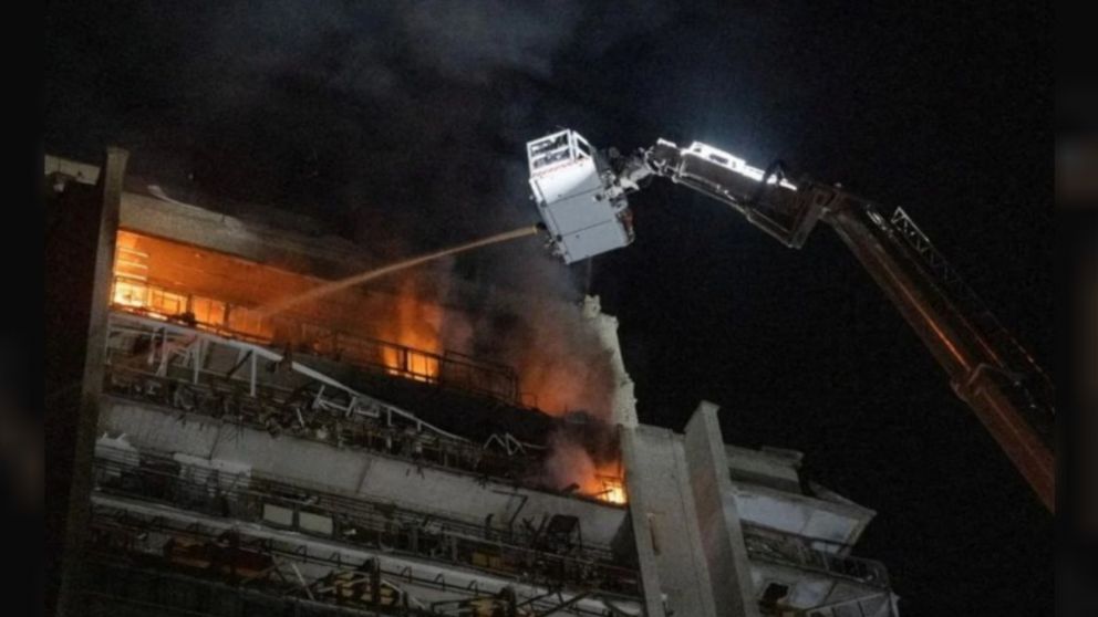 Los ataques aéreos rusos dejaron al menos 19 muertos en ciudades ucranianas (NA).