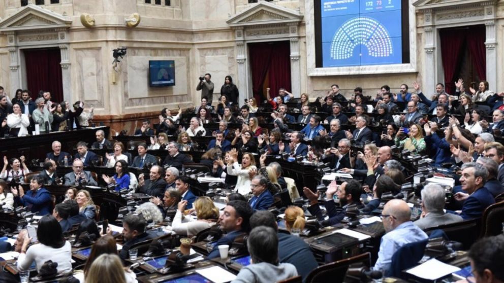 Tras su aprobación en el Senado, la Ley de Glaciares buscará aprobación en Diputados (Archivo).