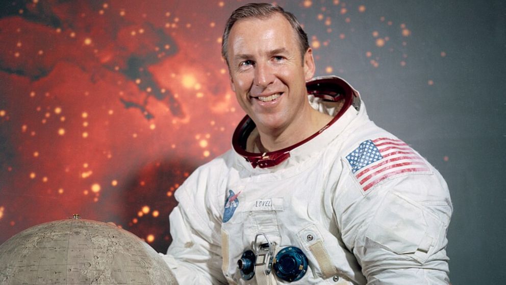 James Lowell, reconocido comandante de la NASA, murió a los 97 años.