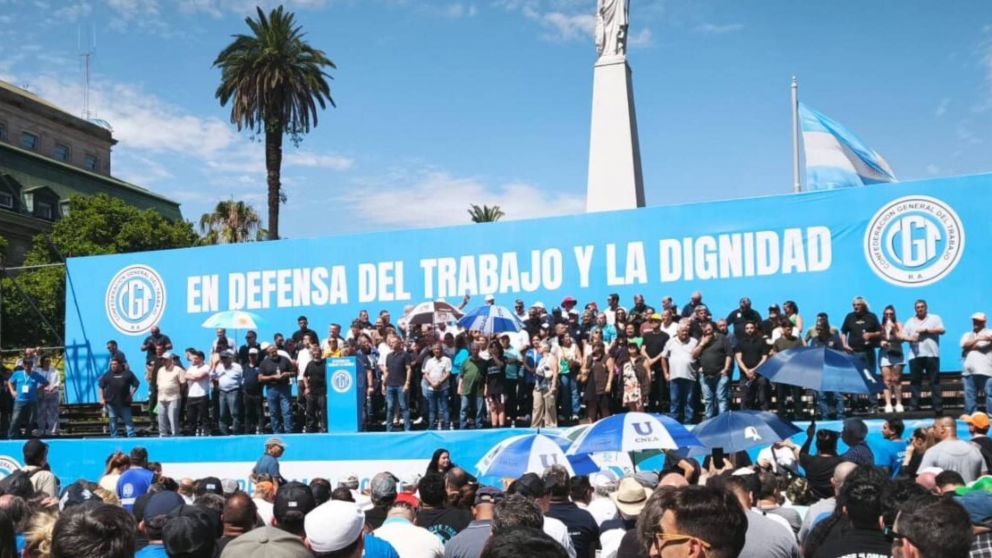 La CGT define los detalles de una movilizaci�n para el D�a del Trabajador.