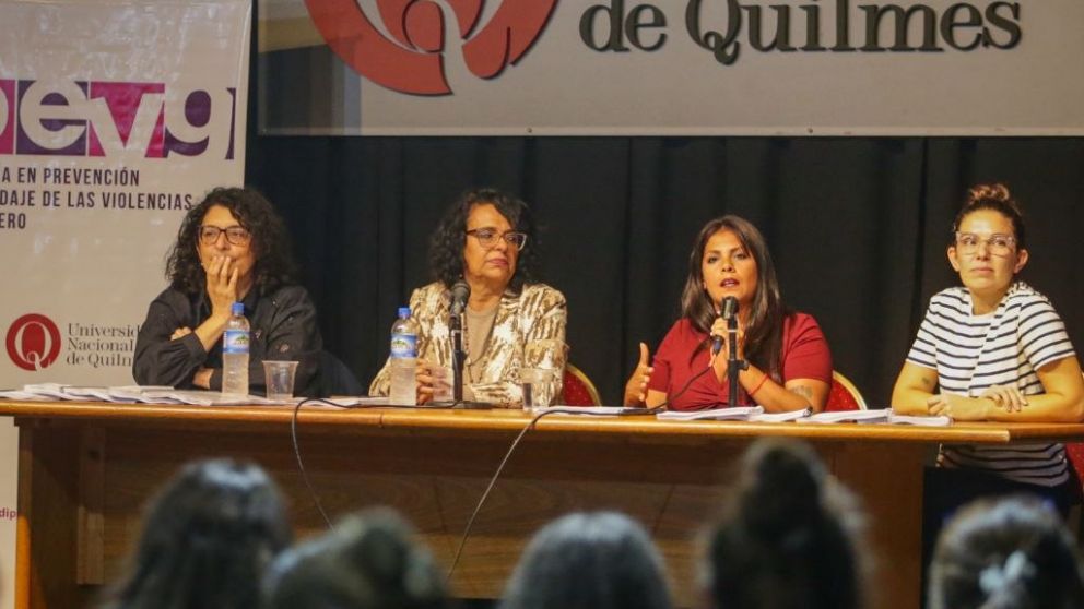 Eva Mieri encabez� el inicio de la Diplomatura en g�nero en la UNQ