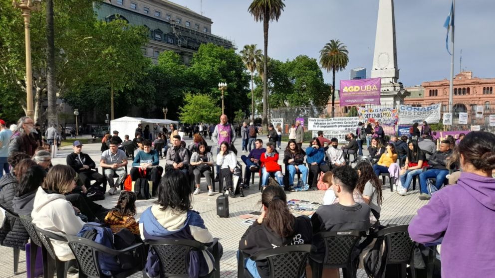 Este viernes las clases p�blicas se trasladan a la Casa Rosada (Archivo).