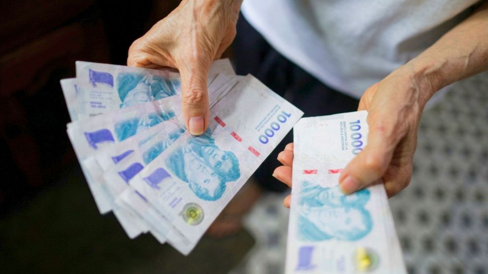 Plazo fijo "actualizado": cuánto hay que invertir para ganar $100.000 con las nuevas tasas.