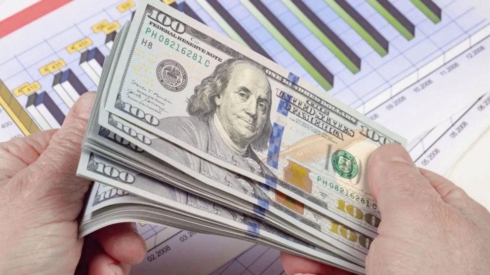 El Gobierno nacional flexibilizó el cepo cambiario con una serie de medidas del Banco Central y de la Comisión Nacional de Valores.