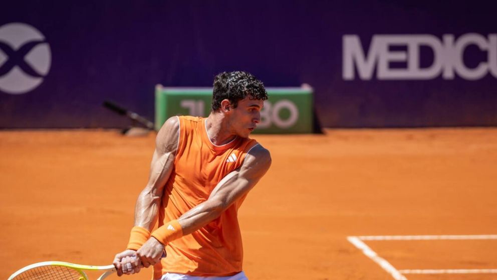 Juan Manuel Cer�ndolo se meti� en el cuadro principal del  ATP 500 de Barcelona.