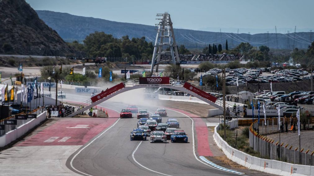 Más de 40 mil personas vibraron en El Zonda: un fin de semana histórico de automovilismo, pasión y tradición.