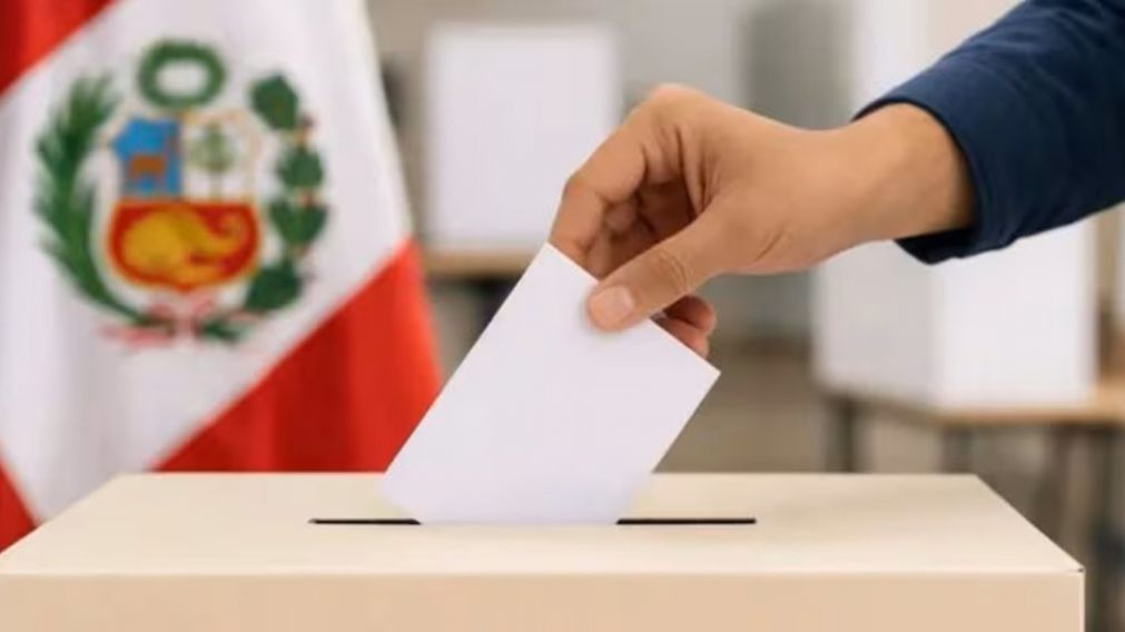Elecciones en Perú: Fujimori y López Aliaga se encaminan a un balotaje en un conteo ajustado