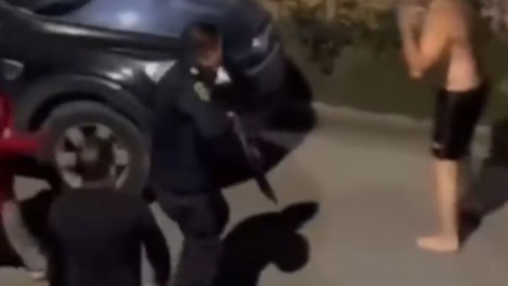 Tensión y balas de goma en Villa Azul: feroz reacción vecinal contra operativo antidroga