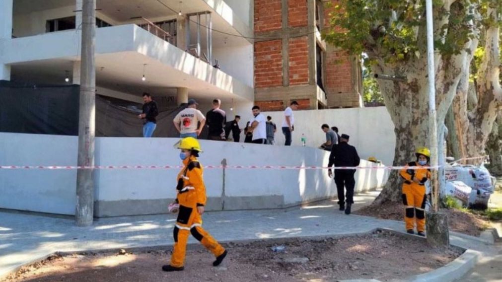 El cuerpo del hombre fue hallado dentro de una pared recién levantada, cubierto con cal y una frazada (Imagen gentileza El Entre Ríos).