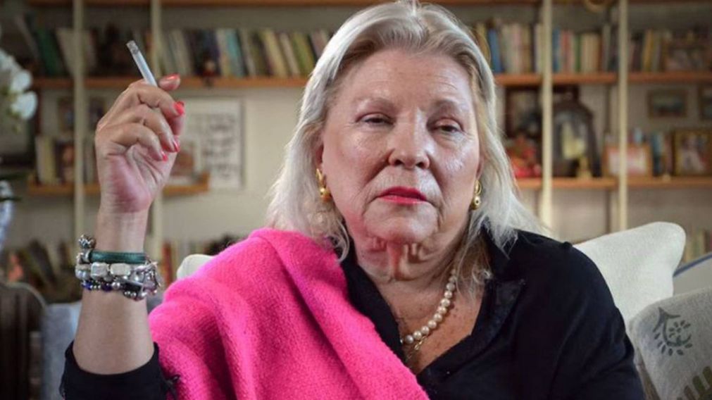 Elisa Carrió criticó a Manuel Adorni y vaticinó que el oficialismo no reelegirá.