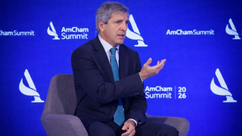 Luis Caputo habló ante representantes de las empresas estadounidenses en el país.