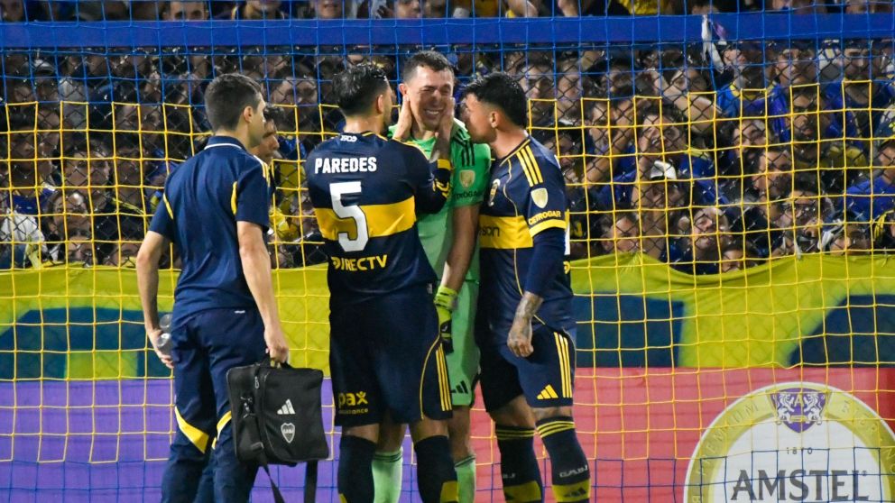"Me rompió la rodilla": Agustín Marchesín dejó la cancha entre lágrimas tras sufrir una dura lesión